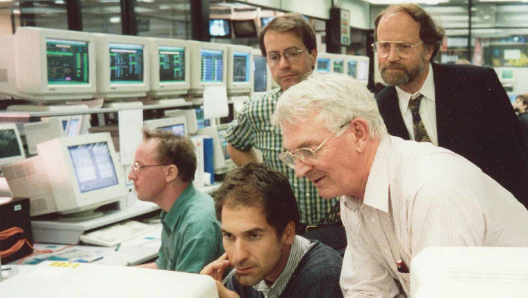 JET control room during 1997 DT experiments.