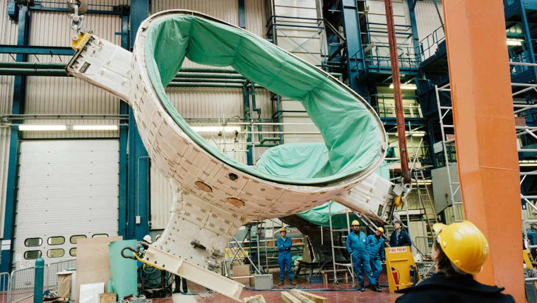 Assembly of the JET tokamak.