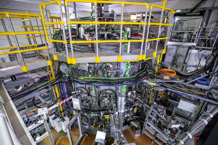 The Mast Upgrade fusion machine.