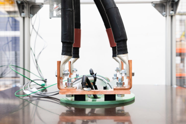 machine displaying component testing capability.