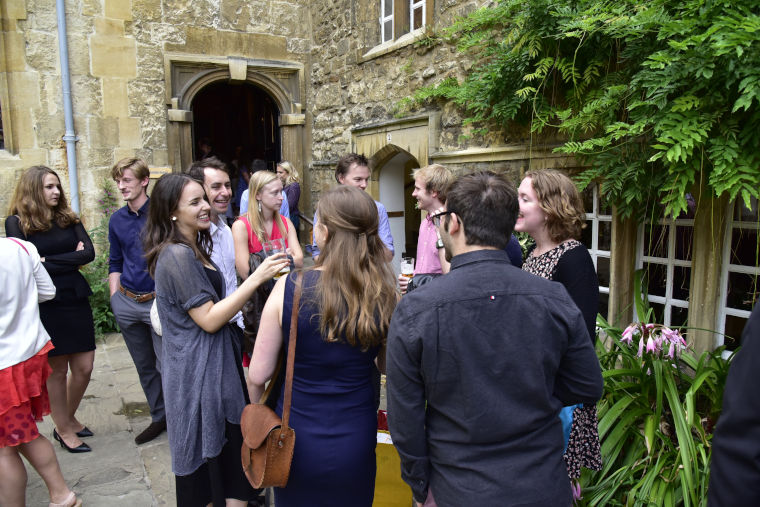 A group of students of the Culham Plasma Physics Summer School socialising.